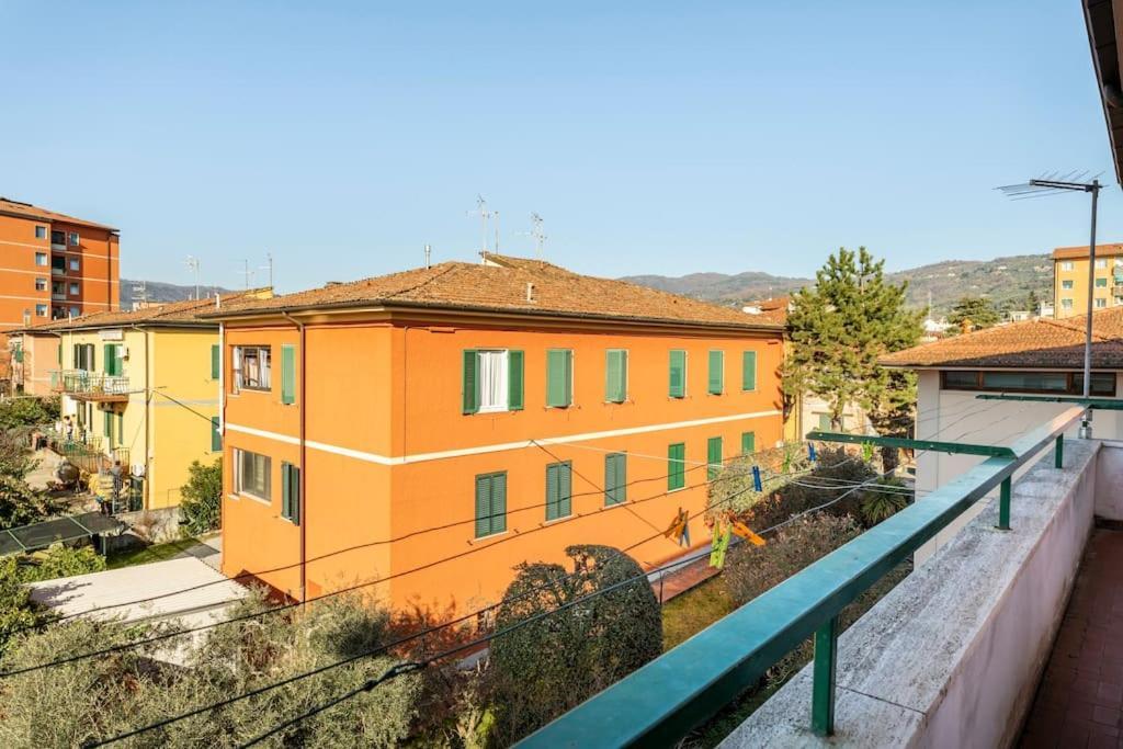 Chic Italian Escape - Casa Vacanze Lorusso モンテカティーニ・テルメ エクステリア 写真