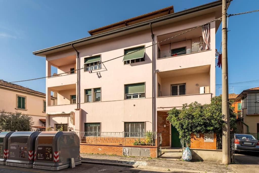 Chic Italian Escape - Casa Vacanze Lorusso モンテカティーニ・テルメ エクステリア 写真